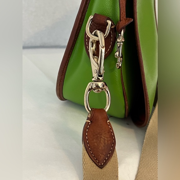 Vintage Dooney and Bourke Crossbody Saddlebag Dooney Leather Shoulder Bag Green - Picture 5 of 14